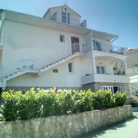 Studio Jelsa 13513a Apartamento *